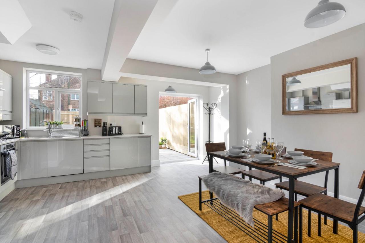 Spacious 3 Bed House, Netflix, Garden, Parking Southampton Dış mekan fotoğraf
