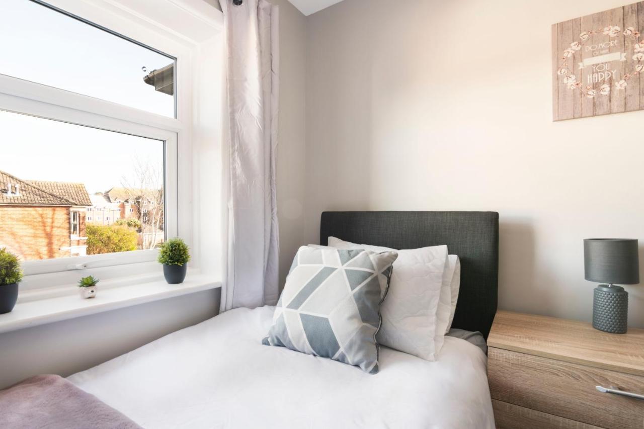 Spacious 3 Bed House, Netflix, Garden, Parking Southampton Dış mekan fotoğraf