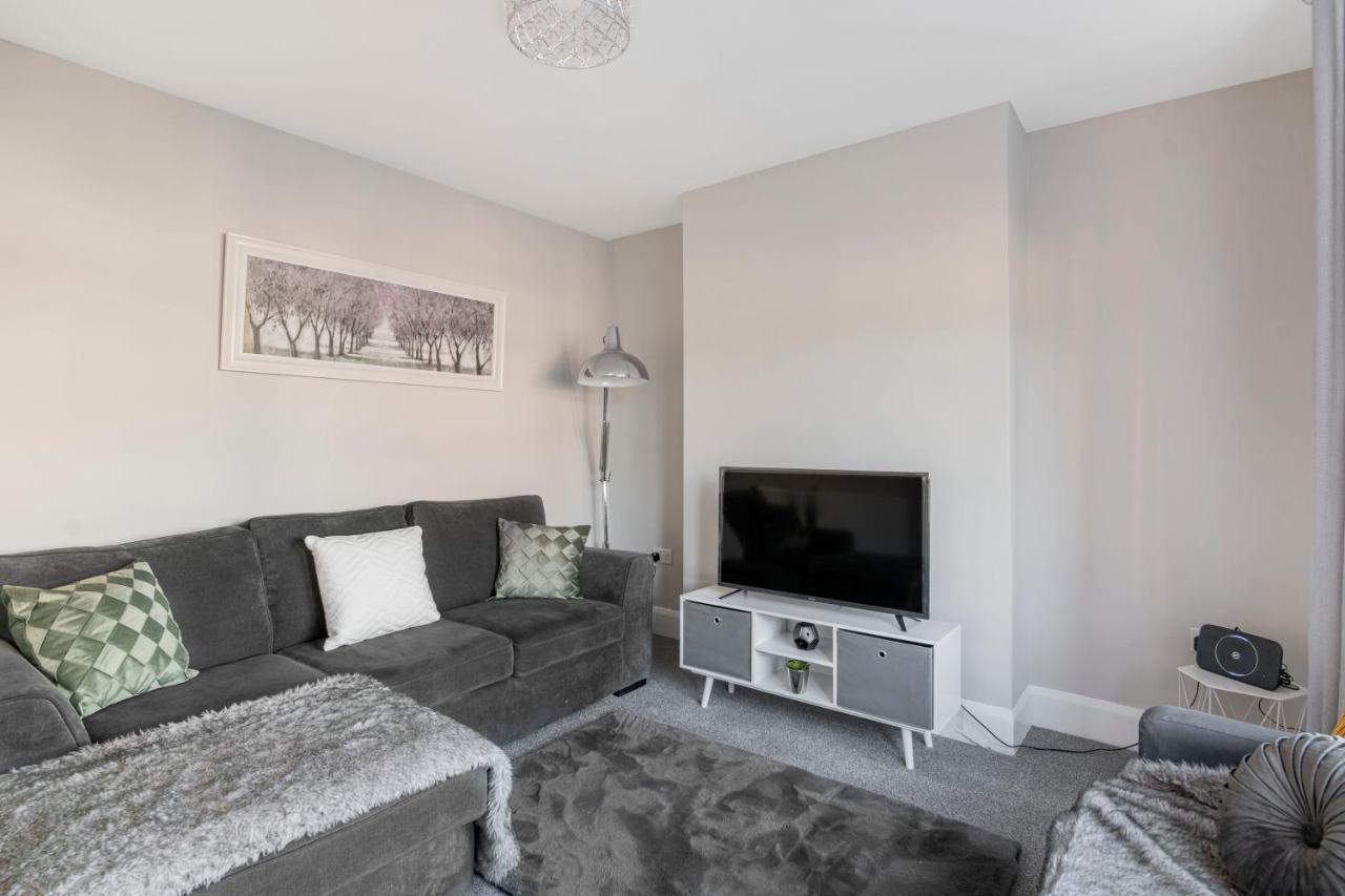 Spacious 3 Bed House, Netflix, Garden, Parking Southampton Dış mekan fotoğraf