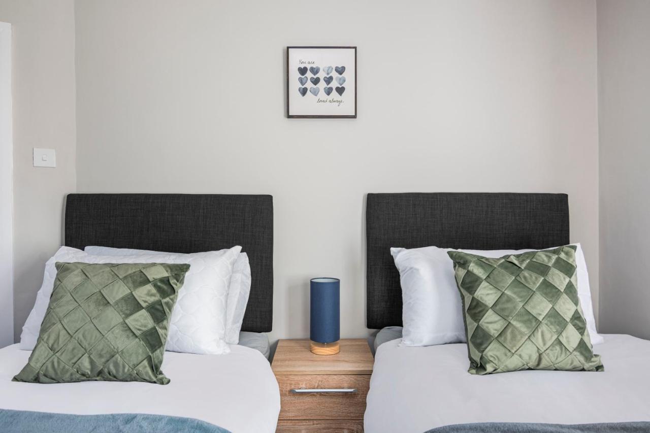 Spacious 3 Bed House, Netflix, Garden, Parking Southampton Dış mekan fotoğraf